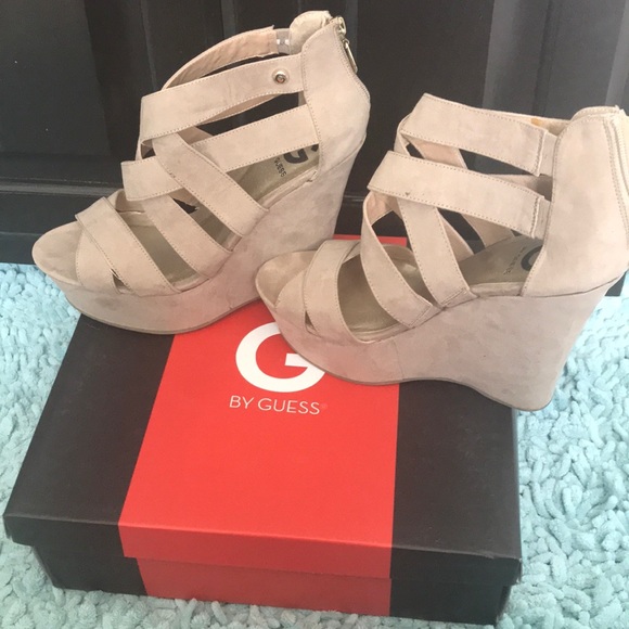 Tan suede wedges - Picture 5 of 6